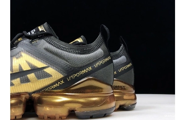 AR6631-002 METALLIC 2019 VAPORMAX AIR GOLD BLACK 0306